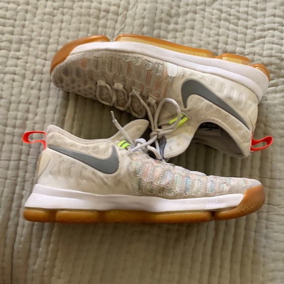 kd 9 summer - Picture 1 of 8